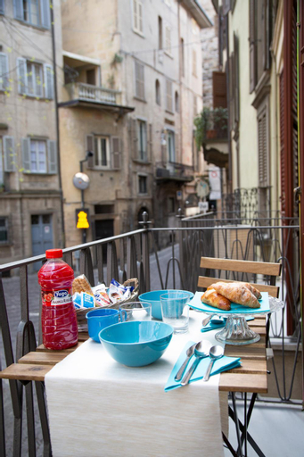 Food & Drinks 4, Casa Vacanze Gombito 4 Bergamo Alta, Bergamo