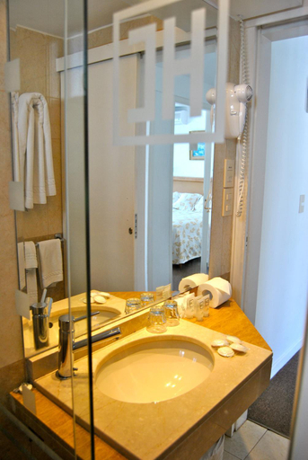 Bathroom 4, Hotel Castilla, n.a351