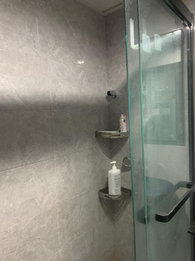 Bathroom 25