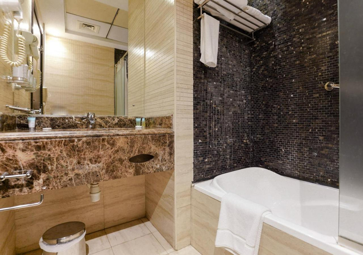 Bathroom 5, City Stay Residences, Dubai