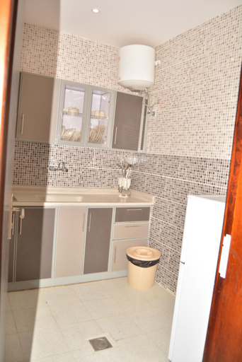 Bathroom 3, Orient House