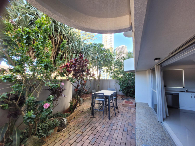 Others 4, Surfers Chalet Holiday Apartments, Gold Coast