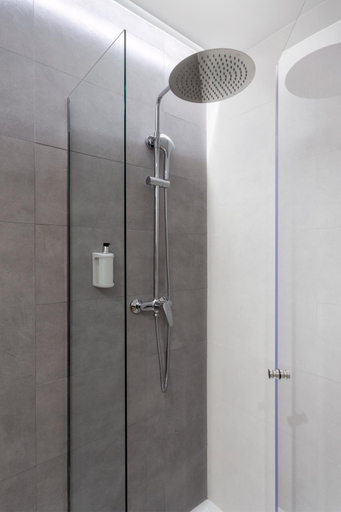 Bathroom 3, B&B HOTEL Madrid Alcorcon, Madrid