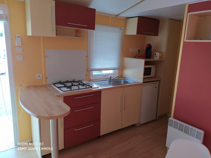 Kitchen 4, Bungalows Buda Beach, Cádiz
