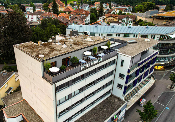 Hotel Merkur - West Station Lodge, Interlaken