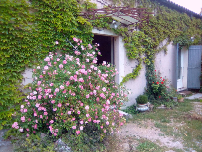 Others 2, Le Domaine de Belle, Vaucluse