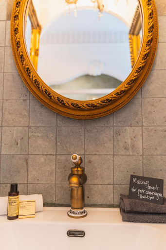 Bathroom 4, The Pearl - Marbella, Málaga