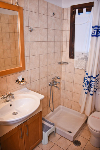 Bathroom 5, Maistrali Hotel, Thessaly