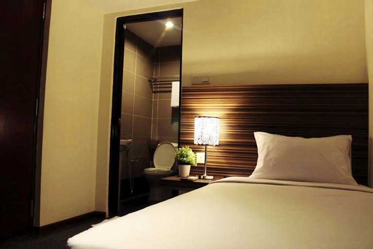 D'Sky Inn Shah Alam, Klang