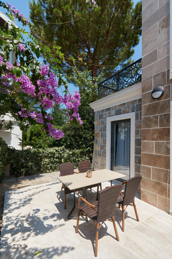 Balcony/terrace 4, Moderna Luxury Apartments with HEATED pool