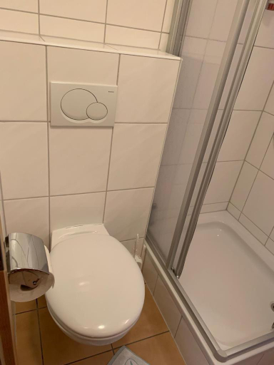 Others 4, Zur Linde, Cham