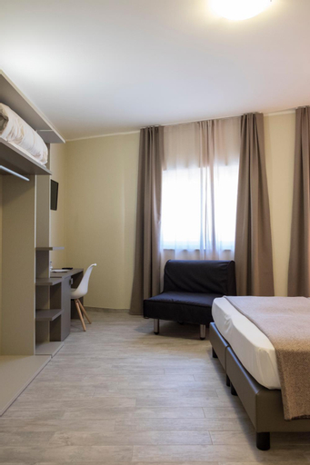 Bedroom 23