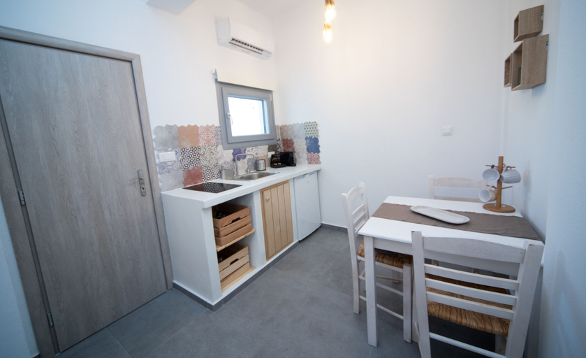 Others 4, Eunoia apartments, South Aegean