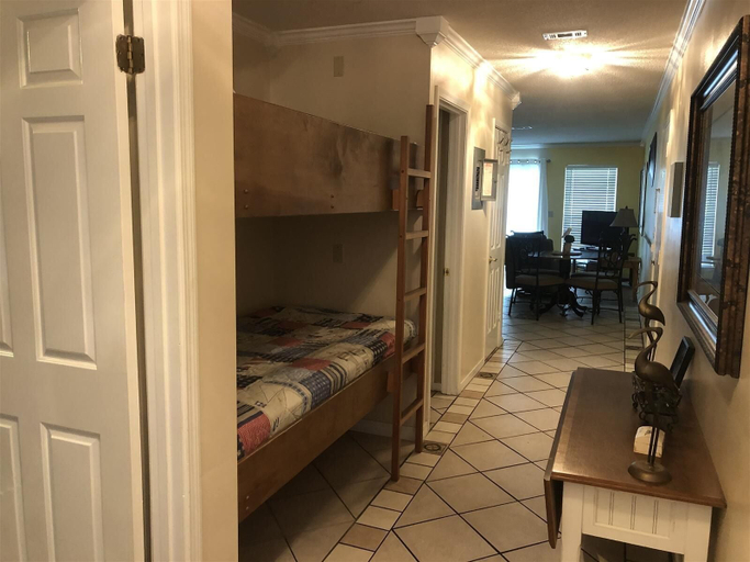 Bedroom 3, 9 A, One Bedroom Condo, Walton