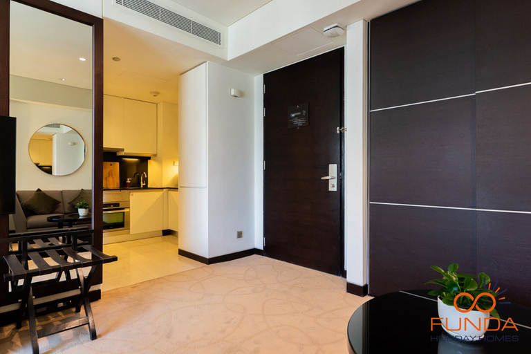 Others 4, Luxury Studio Dubai Address Marina, Dubai