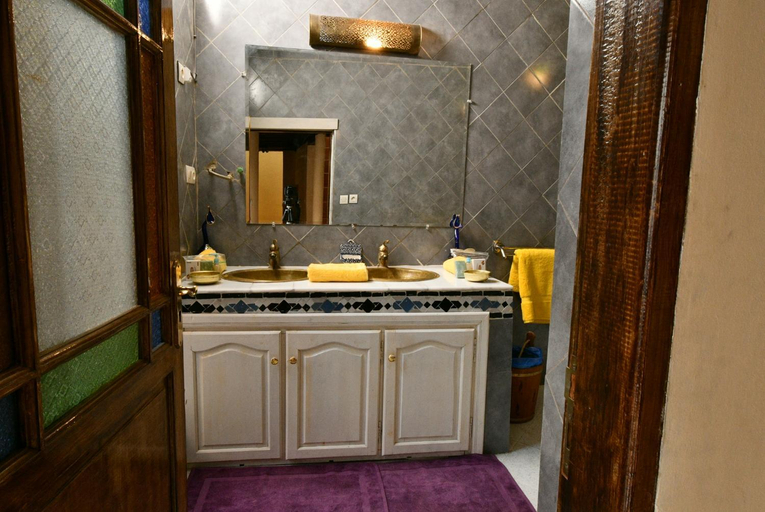Bathroom 2, Riad AlKATIB Meknes, Meknès
