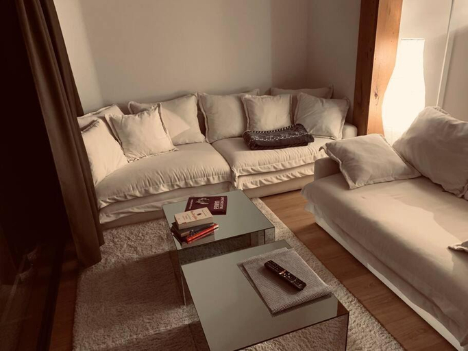 3, Mariam's Stunning and Sunny Apt, Kazbegi