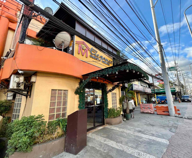 RedDoorz @ Elegance Guest House near NAIA T3, Pasay City