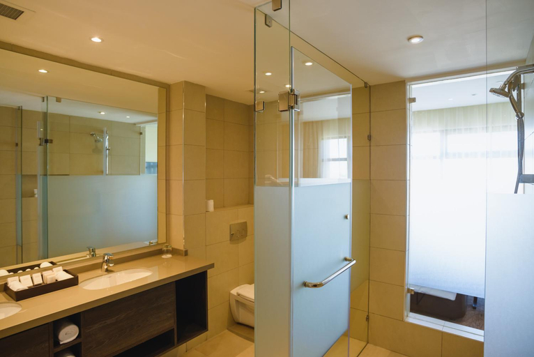 Bathroom 5, Tamarind Tree Hotel Nairobi, Langata