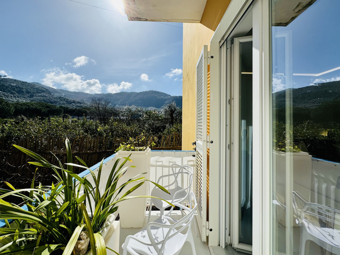 Others 5, YourHome - Maison Francois, Napoli