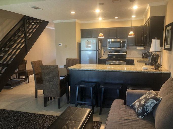 Others 5, Sandy's Beach Retreat, Walton