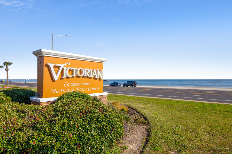 Others 5, Victorian 5302- Oceans Away, Galveston