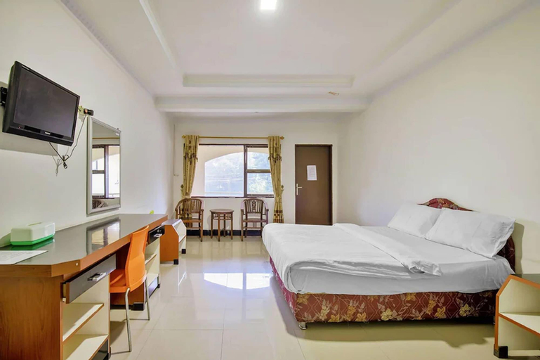 Bedroom 24