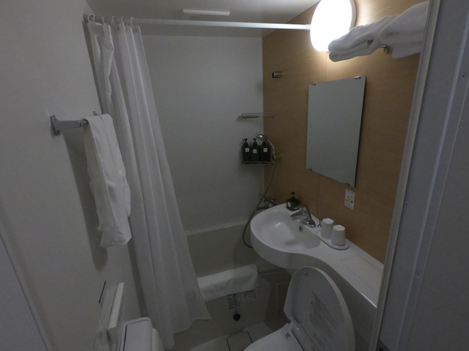 Bathroom 2, Shiretokoserai, Rausu
