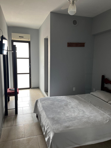 Bedroom 5, Hotel Art Final, Marataízes