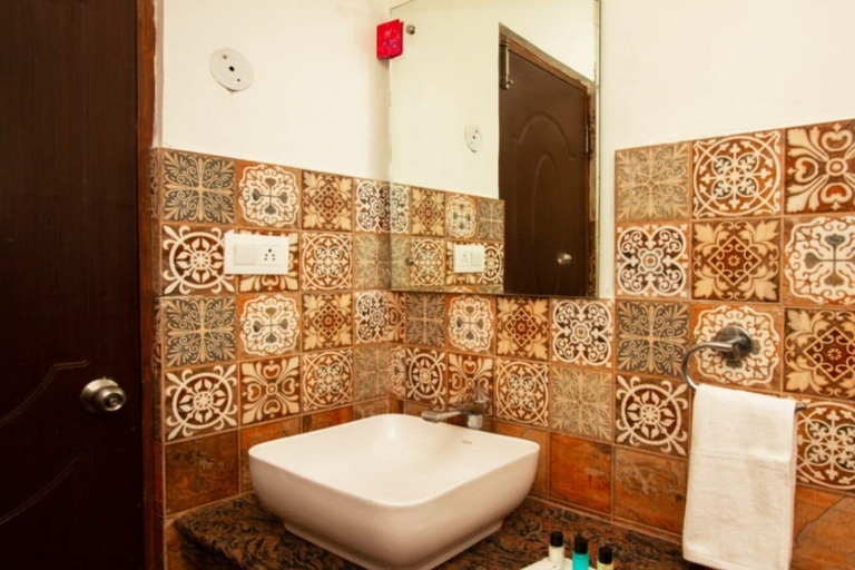 Bathroom 4, The Spruce Mansion Manali, Kullu