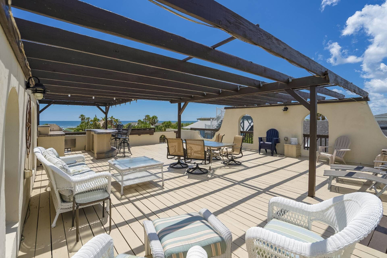Food & Drinks, Castillo del Sol, Saint Johns