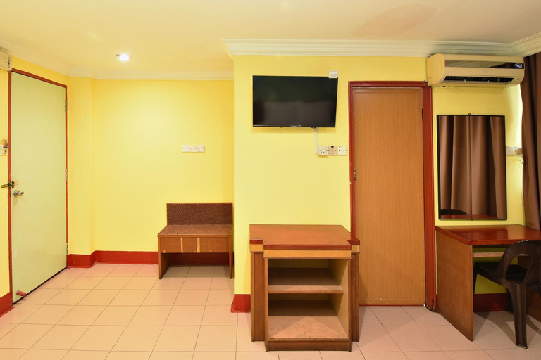 Others 4, Mandarin Inn , Mukah