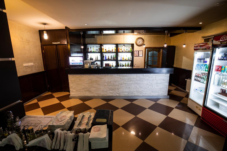 Food & Drinks 4, Hotel XXL & SPA, Uroševac