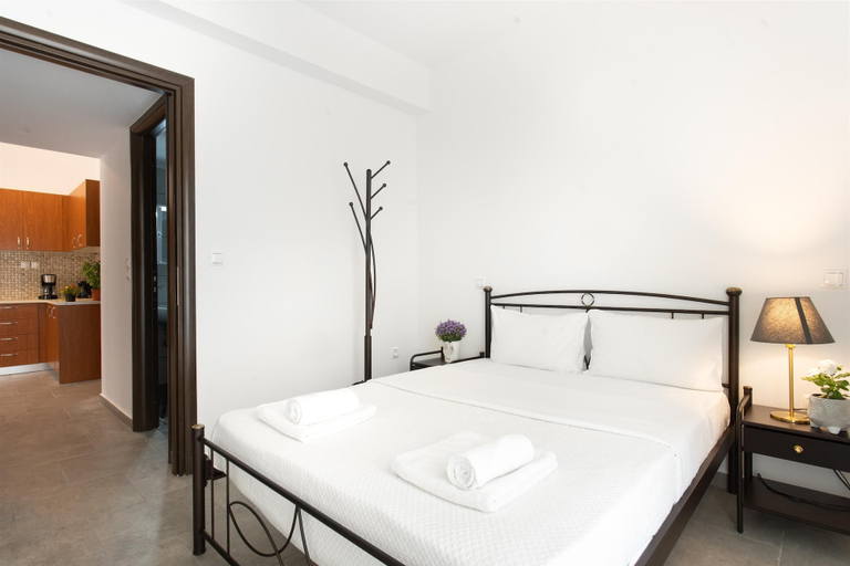 Bedroom 2, Tulipa Suites, Peloponnese