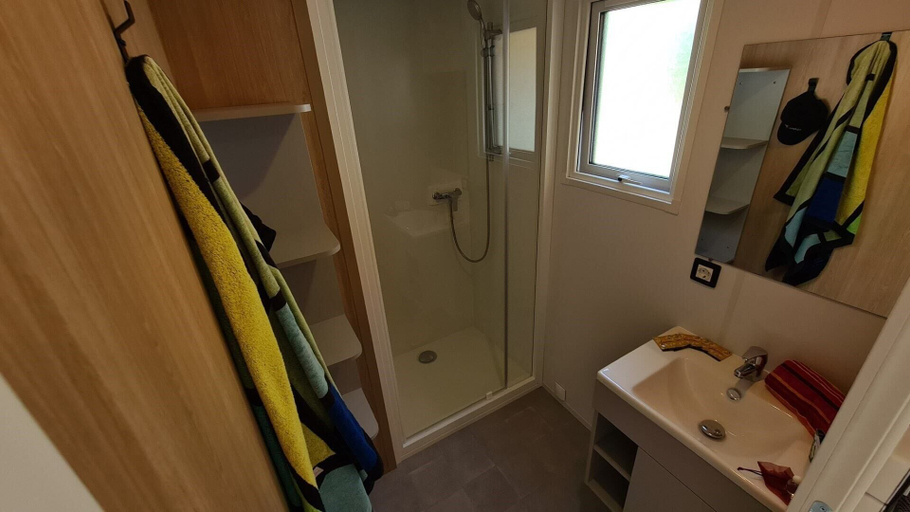Bathroom 4, Camping Oxygène, Alpes-de-Haute-Provence