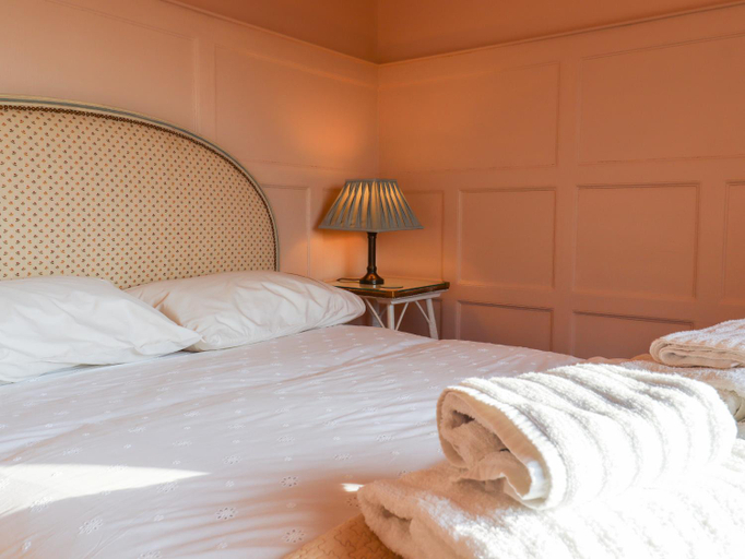 Bedroom 2, Oak Meadow, East Sussex