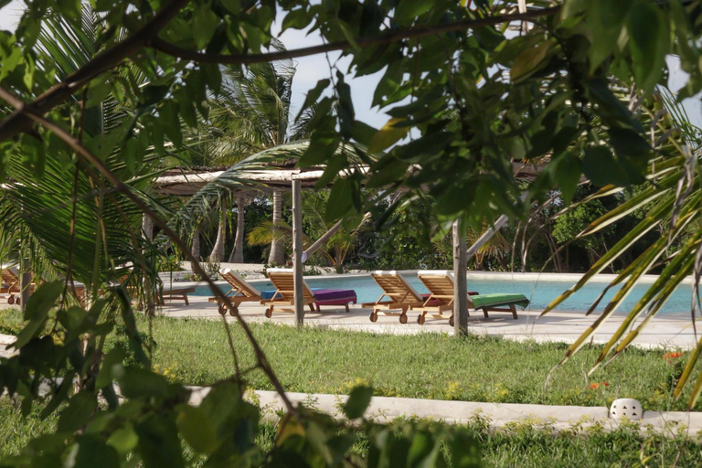 Others 4, Jua Retreat Adults Only, Kati