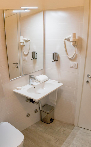 Bathroom 3