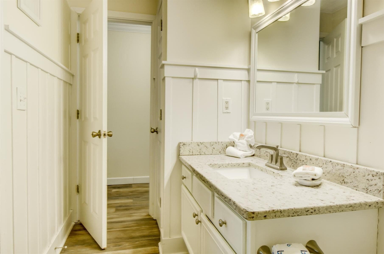 Bathroom 4, 7 D, One Bedroom Condo, Okaloosa