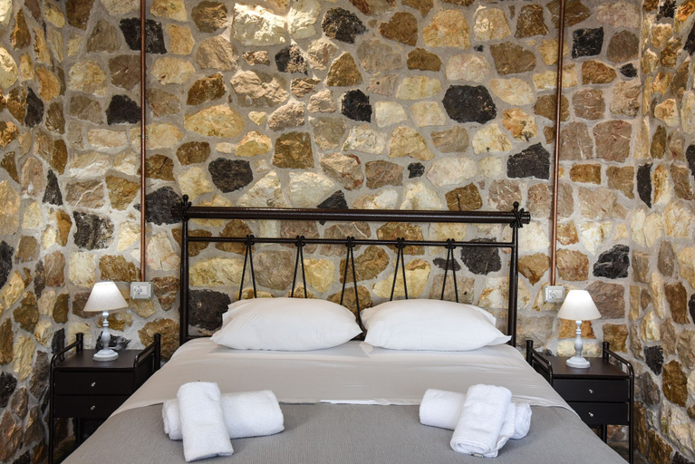 Bedroom 2, Agrilia Koromili Retreat, Central Greece