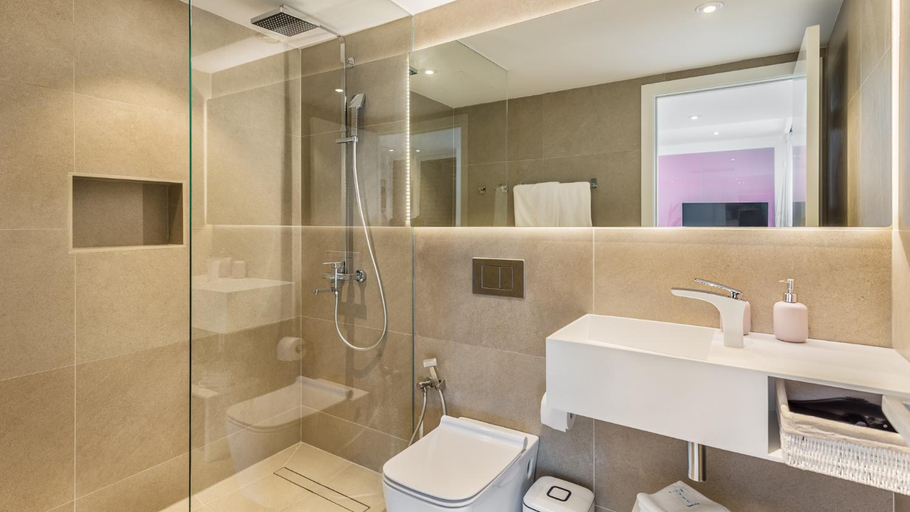 Bathroom 4, The Hype Beachhouse, Baleares