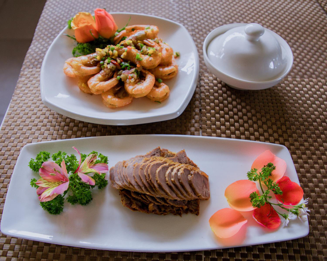 Food & Drinks 5, 2000 Hotel, Nyarugenge