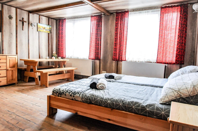 Others 3, Domek Goralski Beskid Sadecki, Nowy Sącz