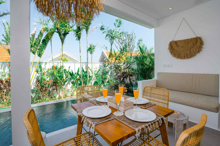 Food & Drinks 3, Villa Zahka, Badung