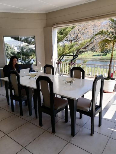 Others 3, Sunset Boulevard Riverlodge, Cape Winelands