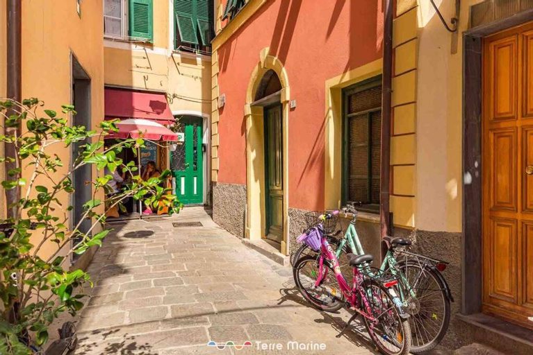 XX di Mare, Terre Marine, La Spezia