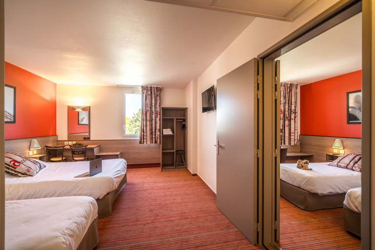 Bedroom 3, Ace hôtel Annemasse Genève, Haute-Savoie