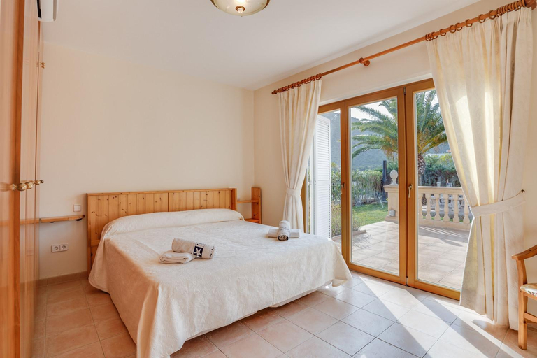 Bedroom, Villa Puerto Alcudia - Lago Aran Berna by PriorityVillas, Baleares