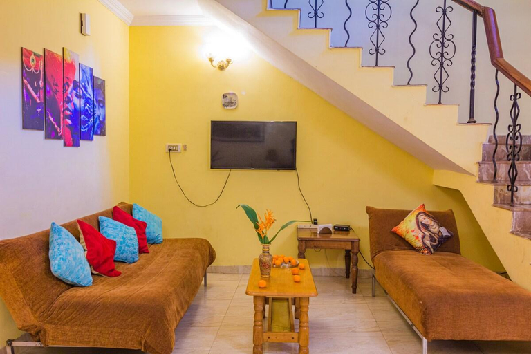 Others 2, Entire Villa for 9 in Candolim, Goa !, North Goa