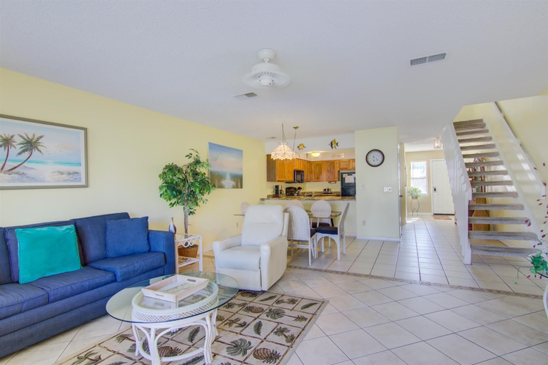 Others 4, 3 A, Three Bedroom Townhome, Walton